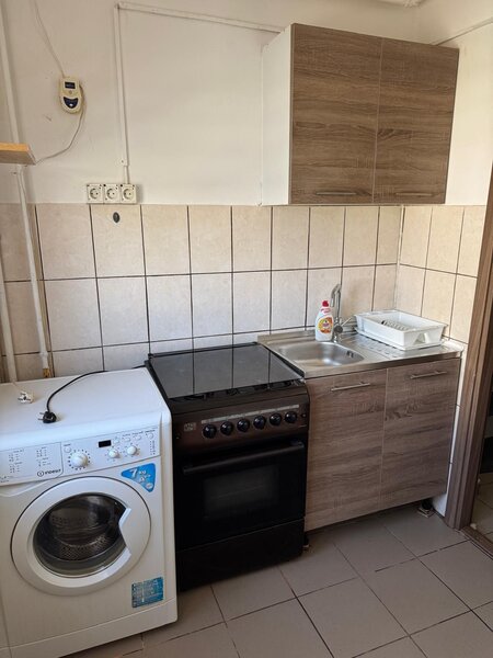 Calea Rahovei, Liceul Bolintineanu, stradal, ac, tv, ocazie!